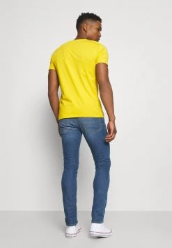 Diesel Hombre D-LUSTER - Vaqueros Slim Fit - Medium Blue -Ritmo Diesel Tienda 04d0c55f2fdd423082d31cf3cff50016