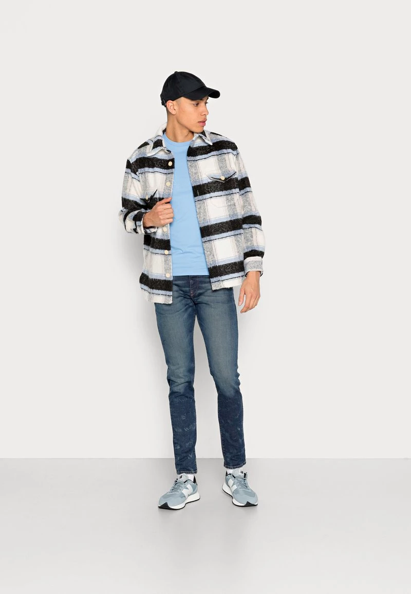 Diesel Hombre LIBRARY 2019 STRUKT - Vaqueros Slim Fit - 09c73 01 4 Diesel Hombre LIBRARY 2019 STRUKT - Vaqueros Slim Fit - 09c73 01 - Imagen 2