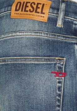 Diesel Hombre D-FINING - Vaqueros Rectos - Medium Blue -Ritmo Diesel Tienda 0b80efc7e09b459baf628182b6296194