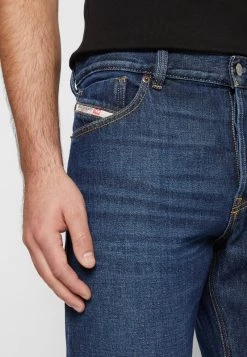 Hombre 1995 DIESEL LIBRARY - Vaqueros Rectos - 09c03 01 11 Hombre 1995 DIESEL LIBRARY - Vaqueros Rectos - 09c03 01 -Ritmo Diesel Tienda 0d264b52f1f042618e549726019564c6