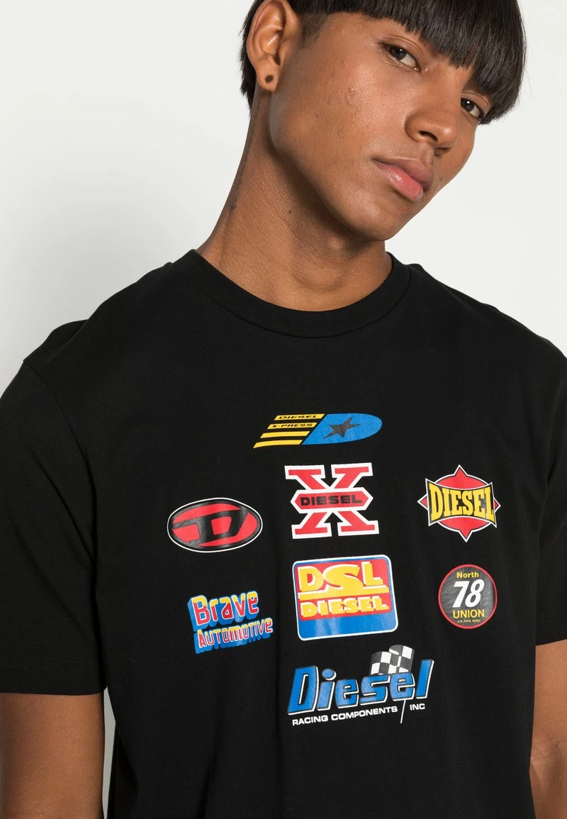 Diesel Hombre JUST - Camiseta Estampada - Black 7 Diesel Hombre JUST - Camiseta Estampada - Black - Imagen 5