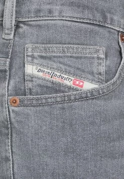 Diesel Hombre D-LUSTER - Vaqueros Slim Fit - Blue Denim -Ritmo Diesel Tienda 1f1c7e0169e545c58d09c14071313b4e