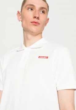 Diesel Hombre SMITH - Polo - White 11 Diesel Hombre SMITH - Polo - White -Ritmo Diesel Tienda 210b6ed59db449cb8066e9eb8916c2cd