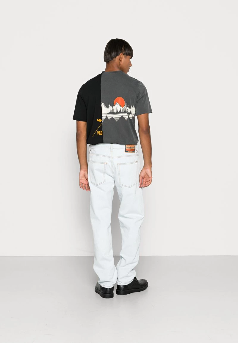 Hombre 2010 DIESEL LIBRARY - Vaqueros Boyfriend - Light Blue Denim 5 Hombre 2010 DIESEL LIBRARY - Vaqueros Boyfriend - Light Blue Denim - Imagen 3