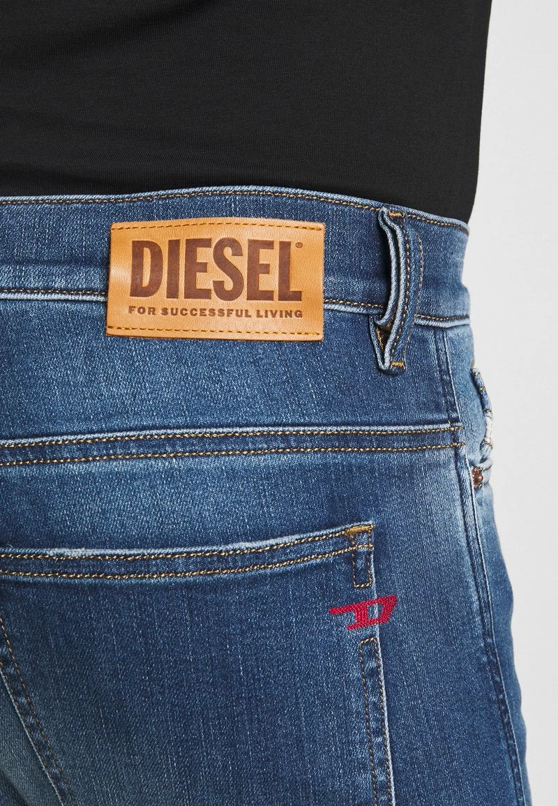 Diesel Hombre D-ISTORT-X - Vaqueros Pitillo - Medium Blue 6 Diesel Hombre D-ISTORT-X - Vaqueros Pitillo - Medium Blue - Imagen 4