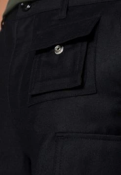 Diesel Hombre Pantalones Cargo - Black -Ritmo Diesel Tienda 314cc654f0384bc091b50d2a3cc22b77