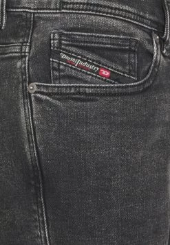 Diesel Hombre LIBRARY AMNY - Vaqueros Pitillo - 09C22 02 7 Diesel Hombre LIBRARY AMNY - Vaqueros Pitillo - 09C22 02 -Ritmo Diesel Tienda 336fb5775a194354b8a7b655bfff4a6d