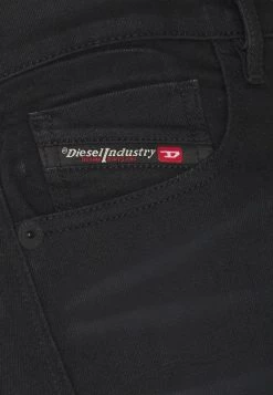 Diesel Hombre Vaqueros Rectos - Black Denim -Ritmo Diesel Tienda 40b1791248ae4093b4b4b93cb222926e