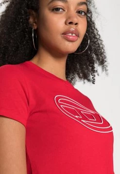 Diesel Mujer BIGOVAL - Camiseta Estampada - Red -Ritmo Diesel Tienda 46b501466f214687912b5dd30137c77f