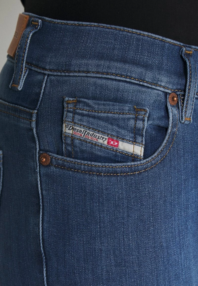 Diesel Mujer D-ROISIN-HIGH - Vaqueros Pitillo - Medium Blue 8 Diesel Mujer D-ROISIN-HIGH - Vaqueros Pitillo - Medium Blue - Imagen 6