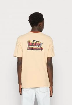 Diesel Hombre JUST - Camiseta Estampada - Light Beige 9 Diesel Hombre JUST - Camiseta Estampada - Light Beige -Ritmo Diesel Tienda 50a47a1d398c4ff89e633f835aabcb10