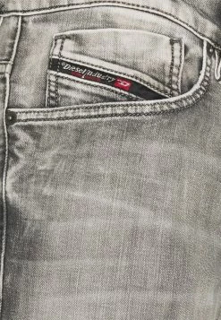 Diesel Hombre FINING - Vaqueros Rectos - Washed Black 13 Diesel Hombre FINING - Vaqueros Rectos - Washed Black -Ritmo Diesel Tienda 5105b7d108b743c3848f38a0c6acb4e9