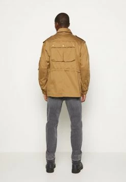 Diesel Hombre J-LOYD - Chaqueta Fina - Sand -Ritmo Diesel Tienda 59547f90705e431d96ff3bfb63fca44e