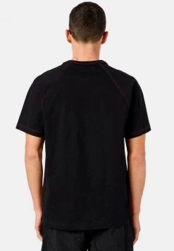 Diesel Hombre CAM CON UN - Camiseta Estampada - Rojo -Ritmo Diesel Tienda 6484e25f96364f4b890c595eb7b01889