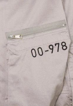 Diesel Hombre THOMPSON - Chaqueta Fina - Light Grey -Ritmo Diesel Tienda 6be595576e69434895c3cd136586b211