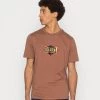 Diesel Hombre JUST - Camiseta Estampada - Brown 1 Diesel Hombre JUST - Camiseta Estampada - Brown -Ritmo Diesel Tienda 6d7754f1416b4a03b8e835568f9577d6