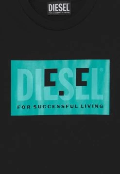 Diesel Unisexo UNISEX - Camiseta Estampada - Nero 7 Diesel Unisexo UNISEX - Camiseta Estampada - Nero -Ritmo Diesel Tienda 6dc0a92ffbb54455933c83e348643483