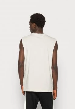 Diesel Hombre BEACH - Camiseta Estampada - White 9 Diesel Hombre BEACH - Camiseta Estampada - White -Ritmo Diesel Tienda 74ef612006f14f9687a301cd14bdcbd8