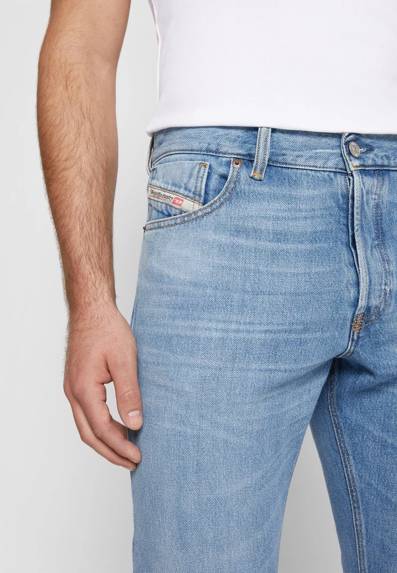 Hombre 1995 DIESEL LIBRARY - Vaqueros Rectos - 09c15 01 6 Hombre 1995 DIESEL LIBRARY - Vaqueros Rectos - 09c15 01 - Imagen 4