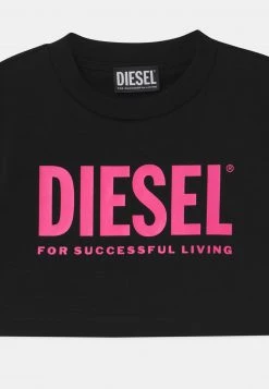 Diesel Niños LOGO CROPPED - Camiseta Estampada - Nero 7 Diesel Niños LOGO CROPPED - Camiseta Estampada - Nero -Ritmo Diesel Tienda 7fe5ce9843f04698bcfa59b49ab7cbf3