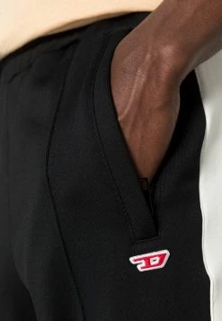 Diesel Hombre ZAMPER - Pantalones Deportivos - Black 11 Diesel Hombre ZAMPER - Pantalones Deportivos - Black -Ritmo Diesel Tienda 815e6c09beb14db8bef8096182caa717