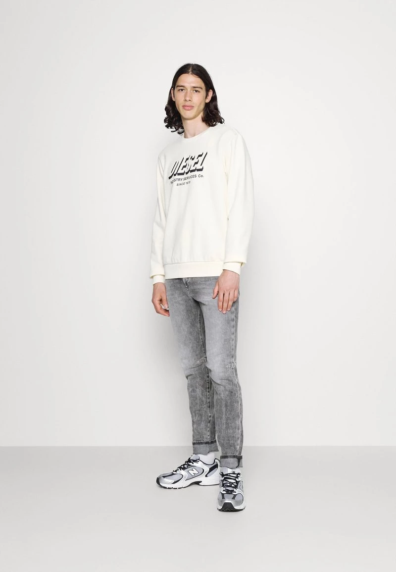 Diesel Hombre D-STRUKT-A - Vaqueros Slim Fit - Grey Denim 4 Diesel Hombre D-STRUKT-A - Vaqueros Slim Fit - Grey Denim - Imagen 2