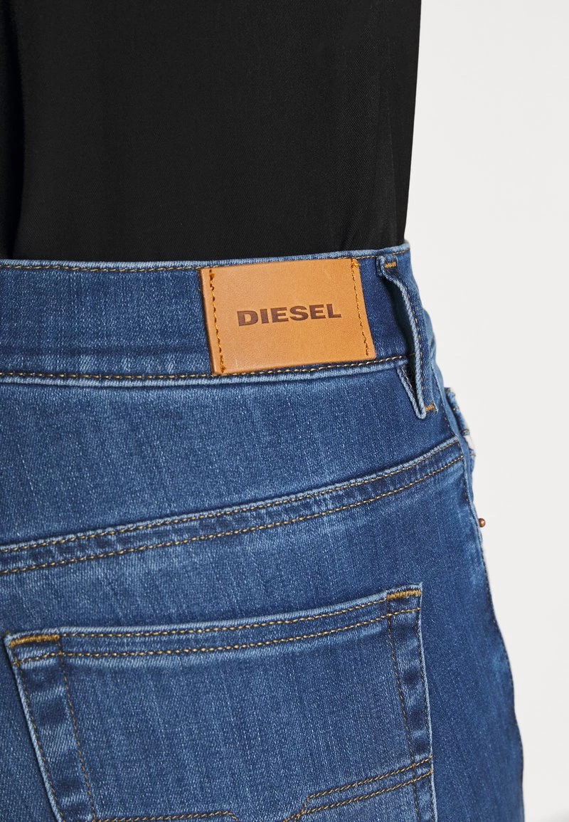 Diesel Mujer D-ROISIN-HIGH - Vaqueros Pitillo - Medium Blue 6 Diesel Mujer D-ROISIN-HIGH - Vaqueros Pitillo - Medium Blue - Imagen 4
