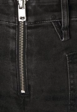 Diesel Mujer SLANDY-BKX-H-SP - Vaqueros Pitillo - Black Velvet 16 Diesel Mujer SLANDY-BKX-H-SP - Vaqueros Pitillo - Black Velvet -Ritmo Diesel Tienda 8b11580f19cd4e5b9e7a01ffb098c5ff