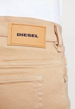 Diesel Hombre D YENNOX - Vaqueros Tapered - Beige -Ritmo Diesel Tienda 8d7da0d194ec42a39935bb0e6348acff