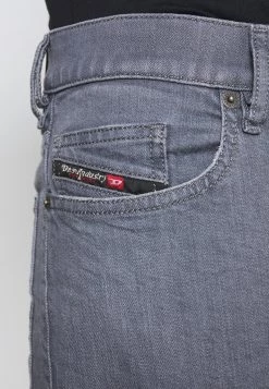 Diesel Hombre D-LUSTER - Vaqueros Slim Fit - Grey 11 Diesel Hombre D-LUSTER - Vaqueros Slim Fit - Grey -Ritmo Diesel Tienda 8f030e1df76e493082d106ce8ca38842