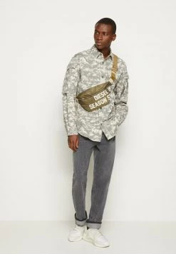 Diesel Hombre MACS - Vaqueros Rectos - Grey Denim -Ritmo Diesel Tienda 8f64c6184dec43b9869bddf50b6040f4