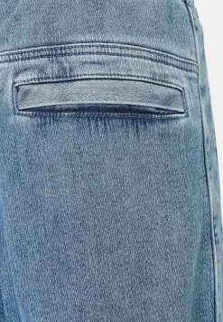 Diesel Hombre D-MARTIANS CON LOGOTI - Vaqueros Boyfriend - Azul 12 Diesel Hombre D-MARTIANS CON LOGOTI - Vaqueros Boyfriend - Azul -Ritmo Diesel Tienda 97a9f320d0f94c7ea8e809b1c995480d