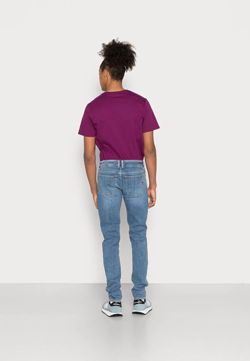 Diesel Hombre LIBRARY SLEENKER - Vaqueros Slim Fit - 09c01 01 5 Diesel Hombre LIBRARY SLEENKER - Vaqueros Slim Fit - 09c01 01 - Imagen 3