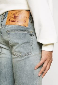 Diesel Hombre Vaqueros Rectos - Light-blue Denim 11 Diesel Hombre Vaqueros Rectos - Light-blue Denim -Ritmo Diesel Tienda a3e41b94756f4bb18cbae08be2ead866