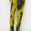 Diesel Hombre Pantalones Deportivos - Yellow/black 1 Diesel Hombre Pantalones Deportivos - Yellow/black -Ritmo Diesel Tienda a492f35c53d14f59b3ef9223970a093c