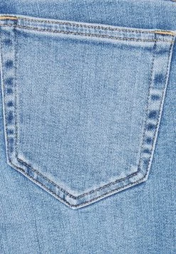 Diesel Mujer SLANDY-LOW-ZIP - Vaqueros Pitillo - Light Blue 9 Diesel Mujer SLANDY-LOW-ZIP - Vaqueros Pitillo - Light Blue -Ritmo Diesel Tienda ae23660eb4124a2ca0805efba51008c6