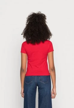 Diesel Mujer BIGOVAL - Camiseta Estampada - Red -Ritmo Diesel Tienda bbe1554254444a2684e852b268ec29f4