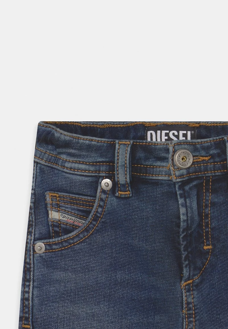 Diesel Unisexo UNISEX - Shorts Vaqueros - Blue Denim 5 Diesel Unisexo UNISEX - Shorts Vaqueros - Blue Denim - Imagen 3