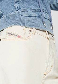 Mujer 2000 DIESEL LIBRARY - Vaqueros Bootcut - White -Ritmo Diesel Tienda c8579e93cf754e13bfb39d5000e9d8ed