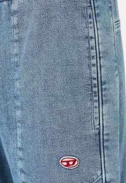 Diesel Hombre D-MARTIANS CON LOGOTI - Vaqueros Boyfriend - Azul 13 Diesel Hombre D-MARTIANS CON LOGOTI - Vaqueros Boyfriend - Azul -Ritmo Diesel Tienda c9cbe99de4e6410c9c0b5e61281f9e35