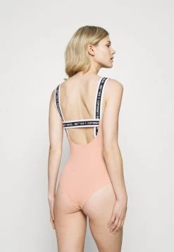 Diesel Mujer UFBY-HOLLIX - Body - Rose 9 Diesel Mujer UFBY-HOLLIX - Body - Rose -Ritmo Diesel Tienda cc19c981f4e1442db83e9b05a1ac3b61