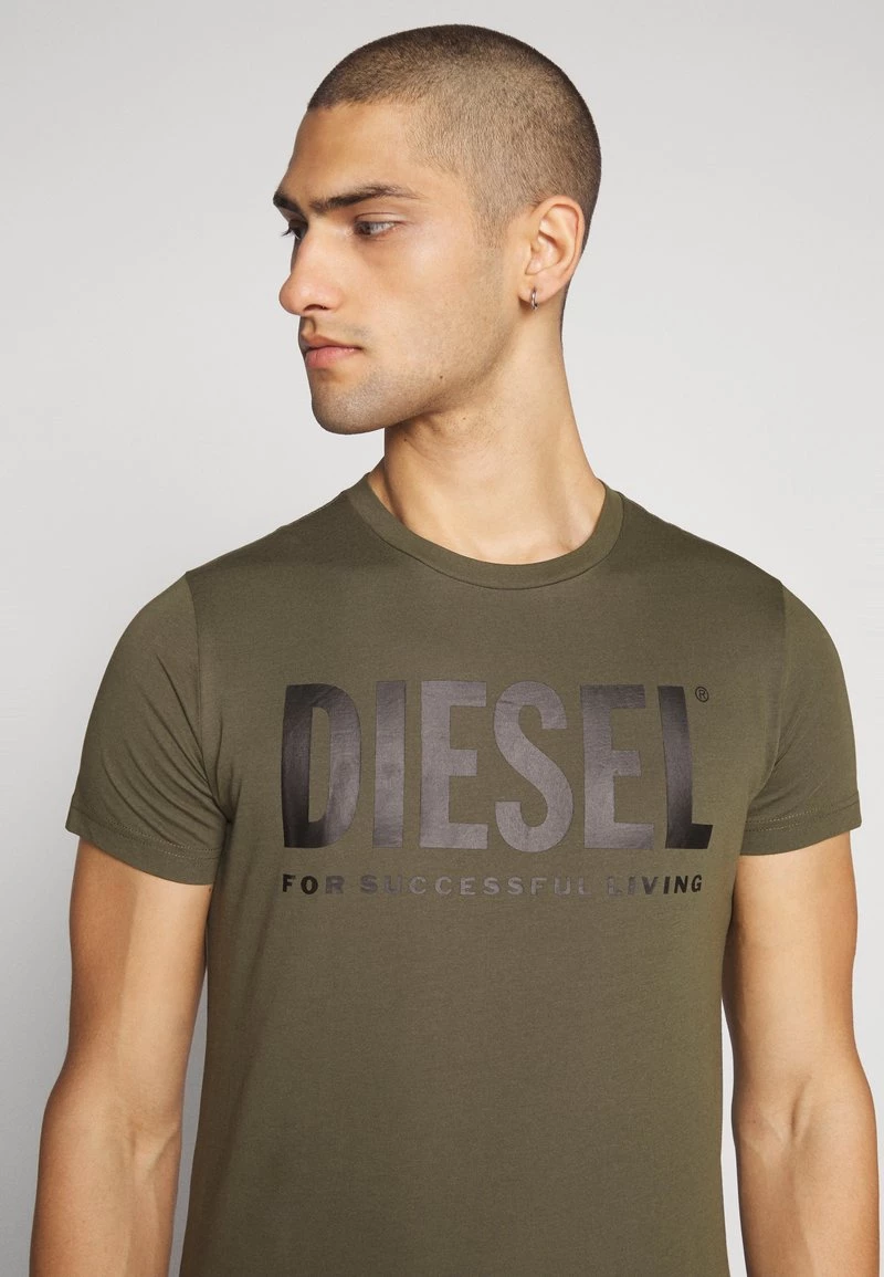 Diesel Hombre T-DIEGO-LOGO - Camiseta Estampada - Khaki 7 Diesel Hombre T-DIEGO-LOGO - Camiseta Estampada - Khaki - Imagen 5