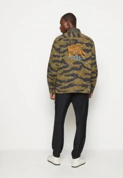 Diesel Hombre S-BUNNELL-CMF - Camisa - Olive 10 Diesel Hombre S-BUNNELL-CMF - Camisa - Olive -Ritmo Diesel Tienda e3f17a292caa4dbd8e3a1ea73fc412f7