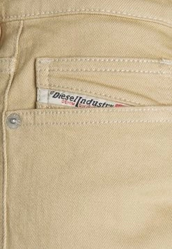 Diesel Hombre D-LUSTER - Vaqueros Slim Fit - Beige -Ritmo Diesel Tienda e5487218620a4c92b1fcc8503bfc9ec4