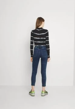 Diesel Mujer BABHILA - Vaqueros Slim Fit - Medium Blue -Ritmo Diesel Tienda f12f2638ce584762854945df61917aa9