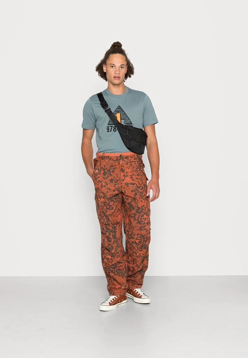 Diesel Hombre T JUST C8 - Camiseta Estampada - Blue 4 Diesel Hombre T JUST C8 - Camiseta Estampada - Blue - Imagen 2