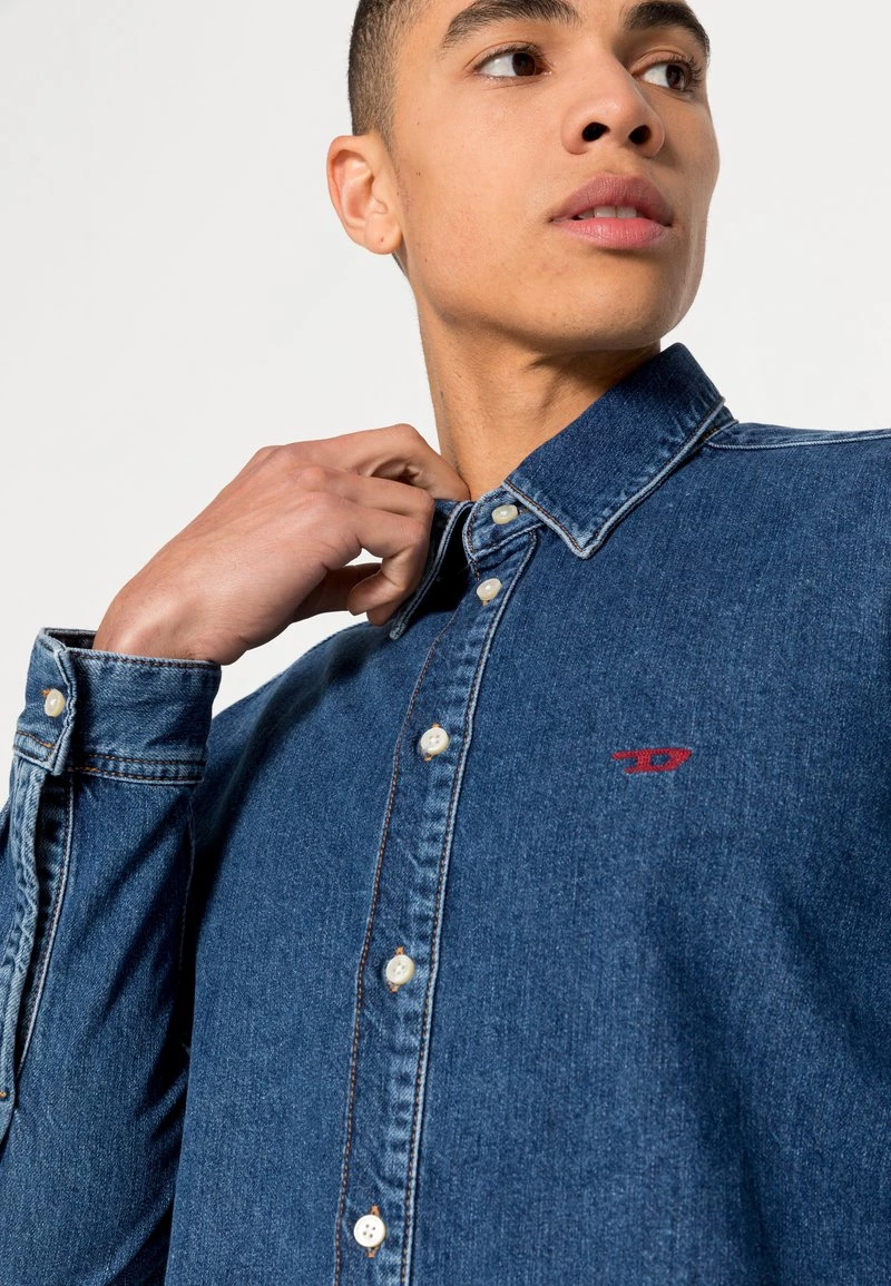 Hombre D-SIMPLY DIESEL LIBRARY - Camisa - 01 7 Hombre D-SIMPLY DIESEL LIBRARY - Camisa - 01 - Imagen 5